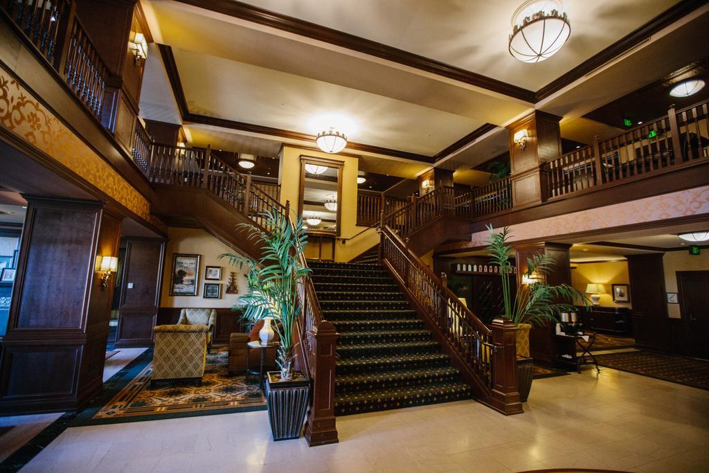 Hotel Julien Дюбюк Екстер'єр фото