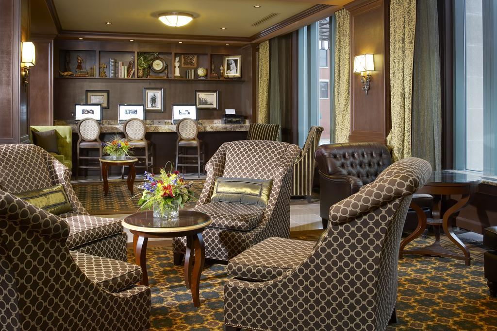 Hotel Julien Дюбюк Екстер'єр фото