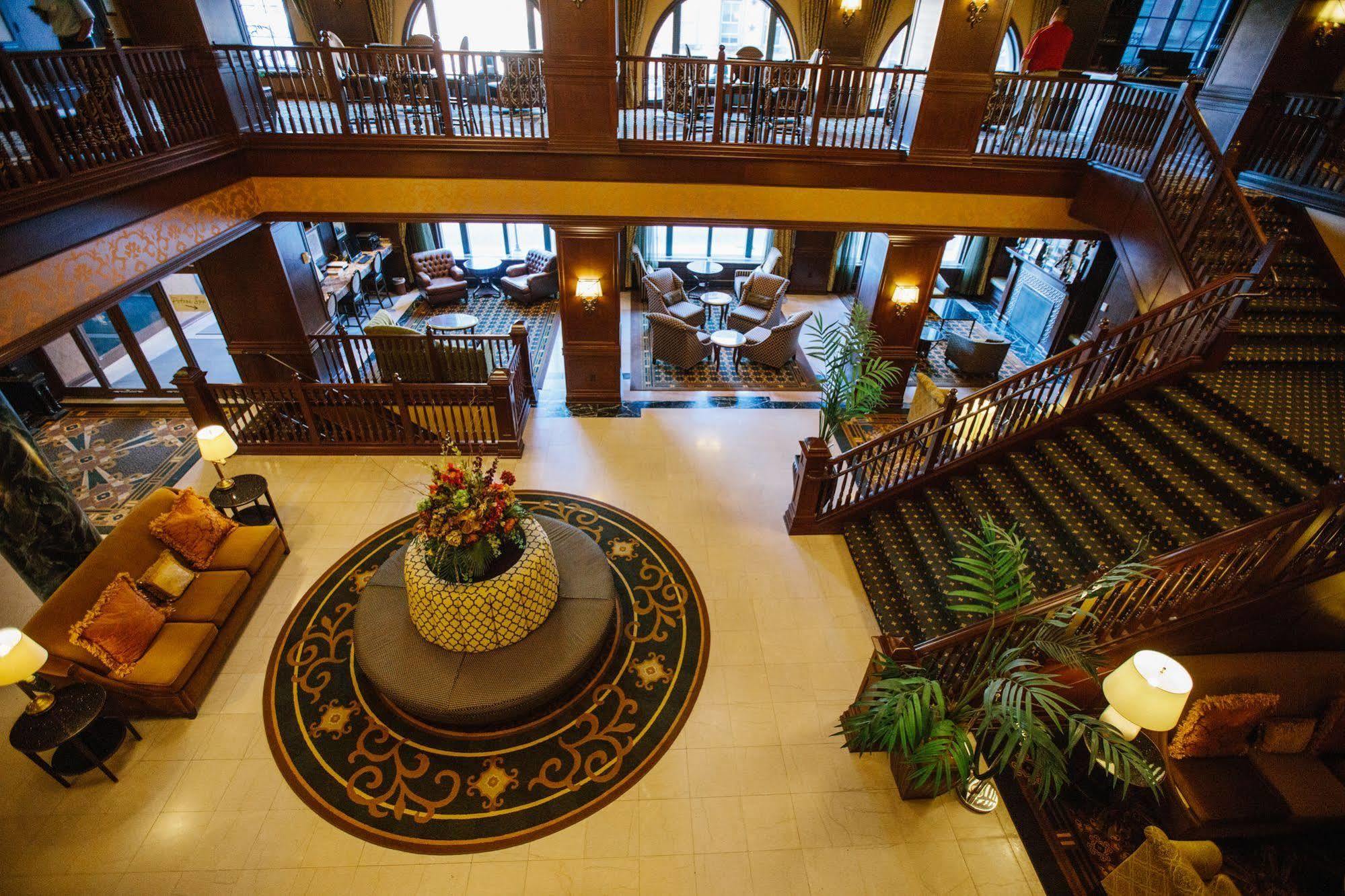 Hotel Julien Дюбюк Екстер'єр фото
