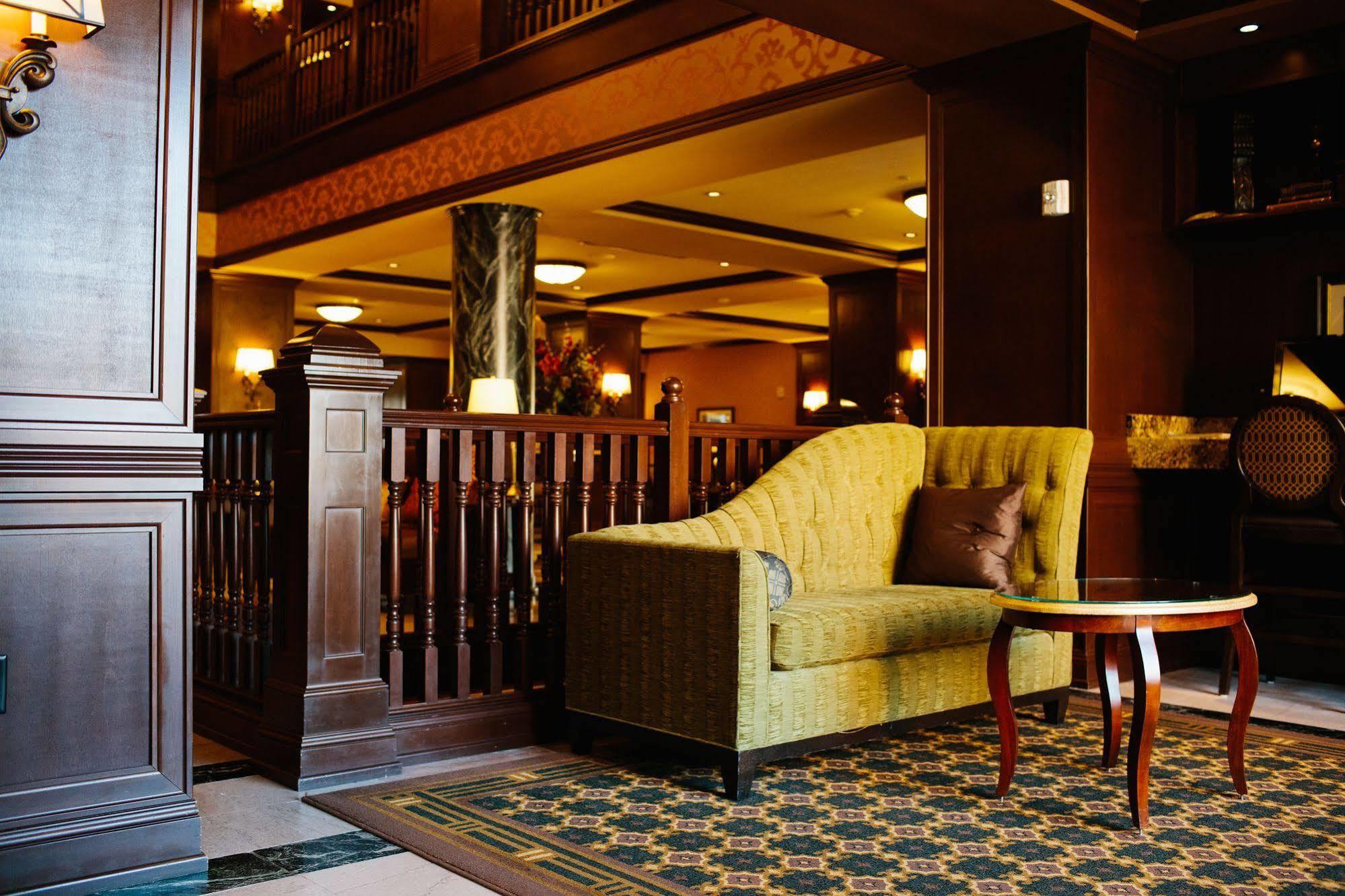 Hotel Julien Дюбюк Екстер'єр фото